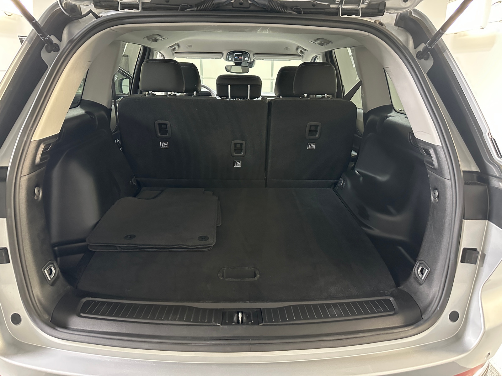 Thumbnail: 2023 Jeep Grand Cherokee - 7