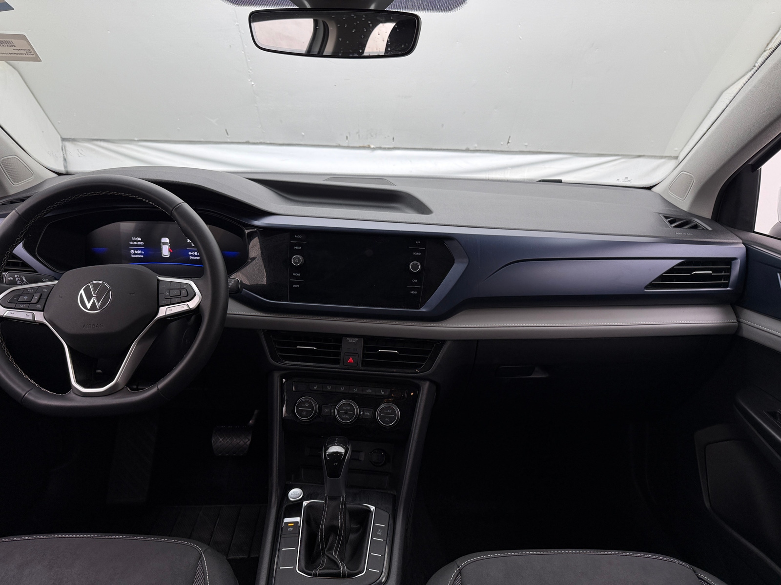 Thumbnail: 2024 Volkswagen Taos - 2