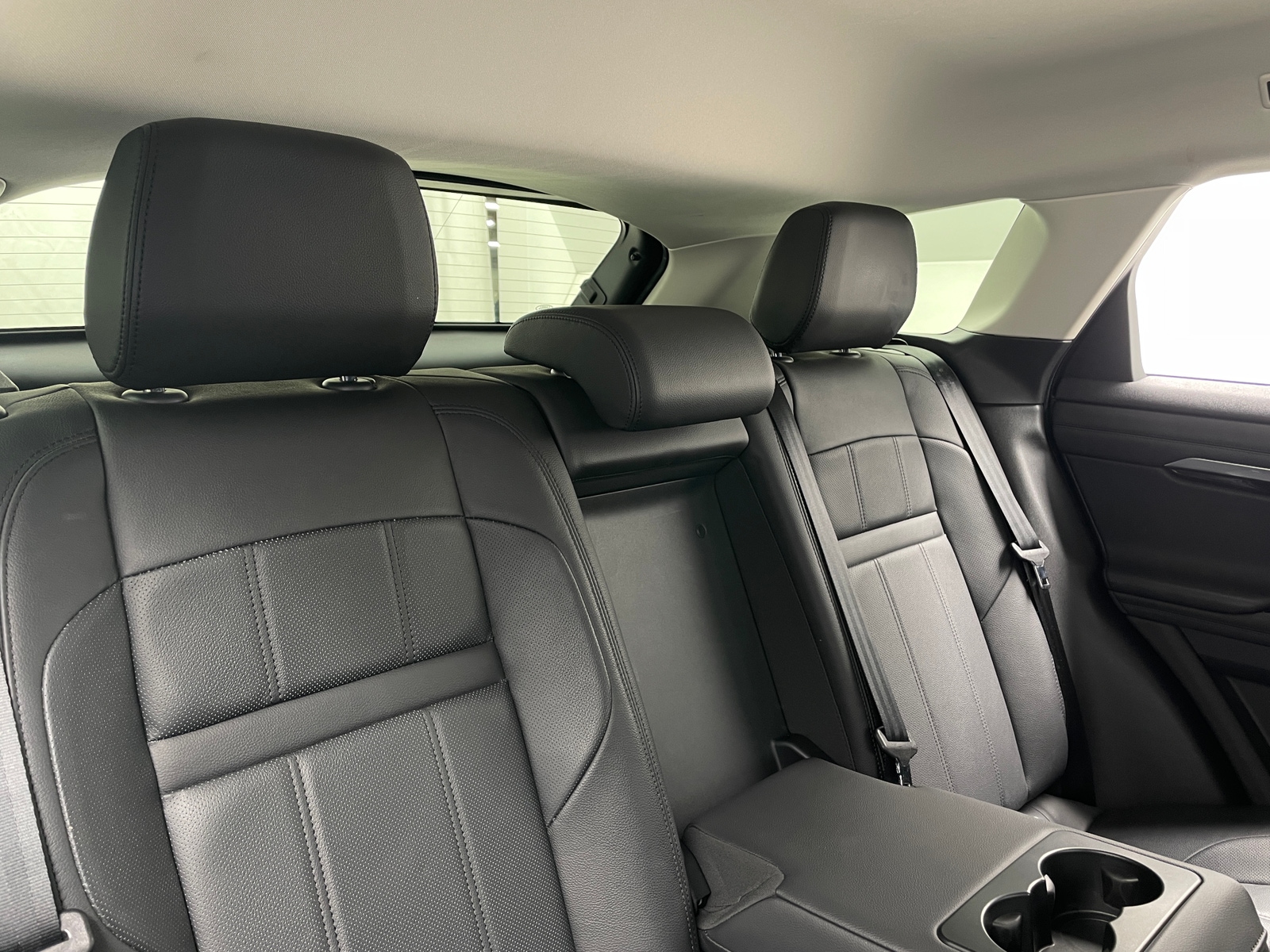 Thumbnail: 2022 Land Rover Range Rover Evoque - 5