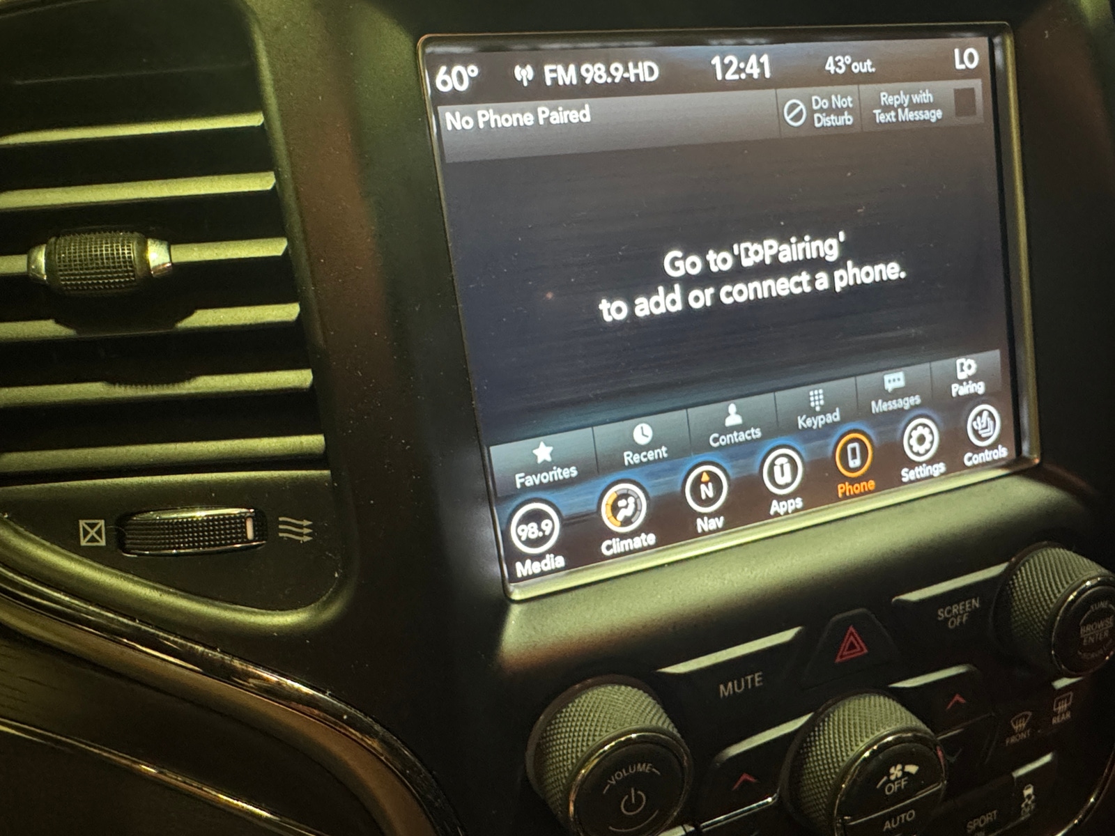 Thumbnail: 2018 Jeep Grand Cherokee - 3