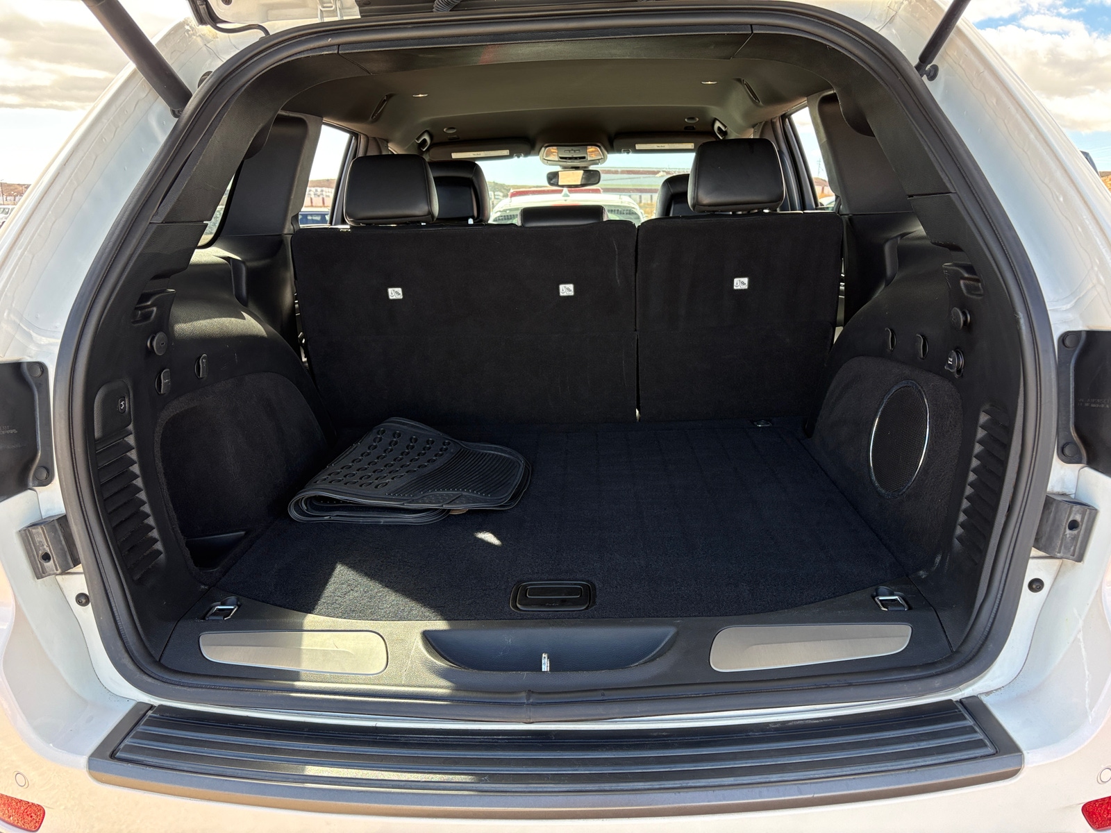 Thumbnail: 2018 Jeep Grand Cherokee - 6