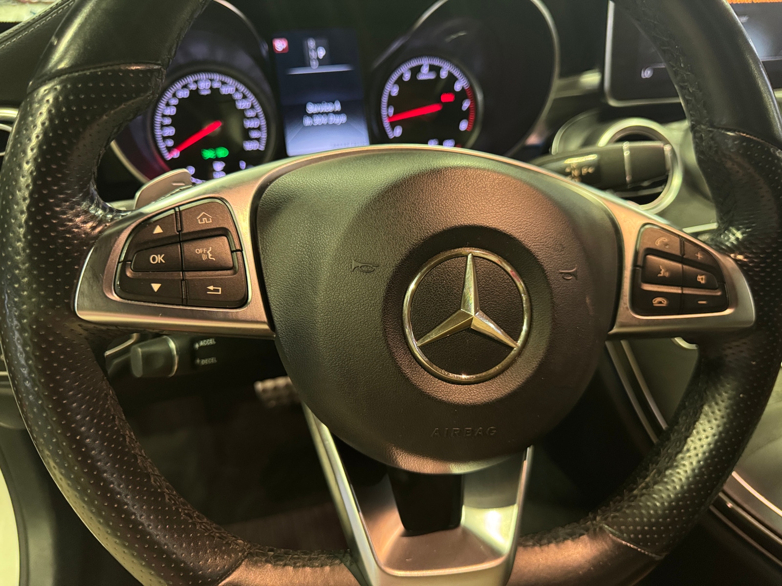 Thumbnail: 2017 Mercedes-Benz C-Class - 4