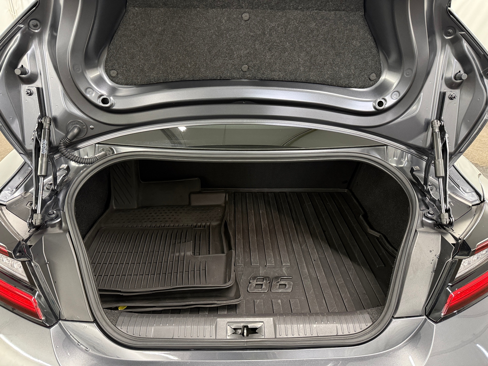 Thumbnail: 2024 Toyota GR86 - 5