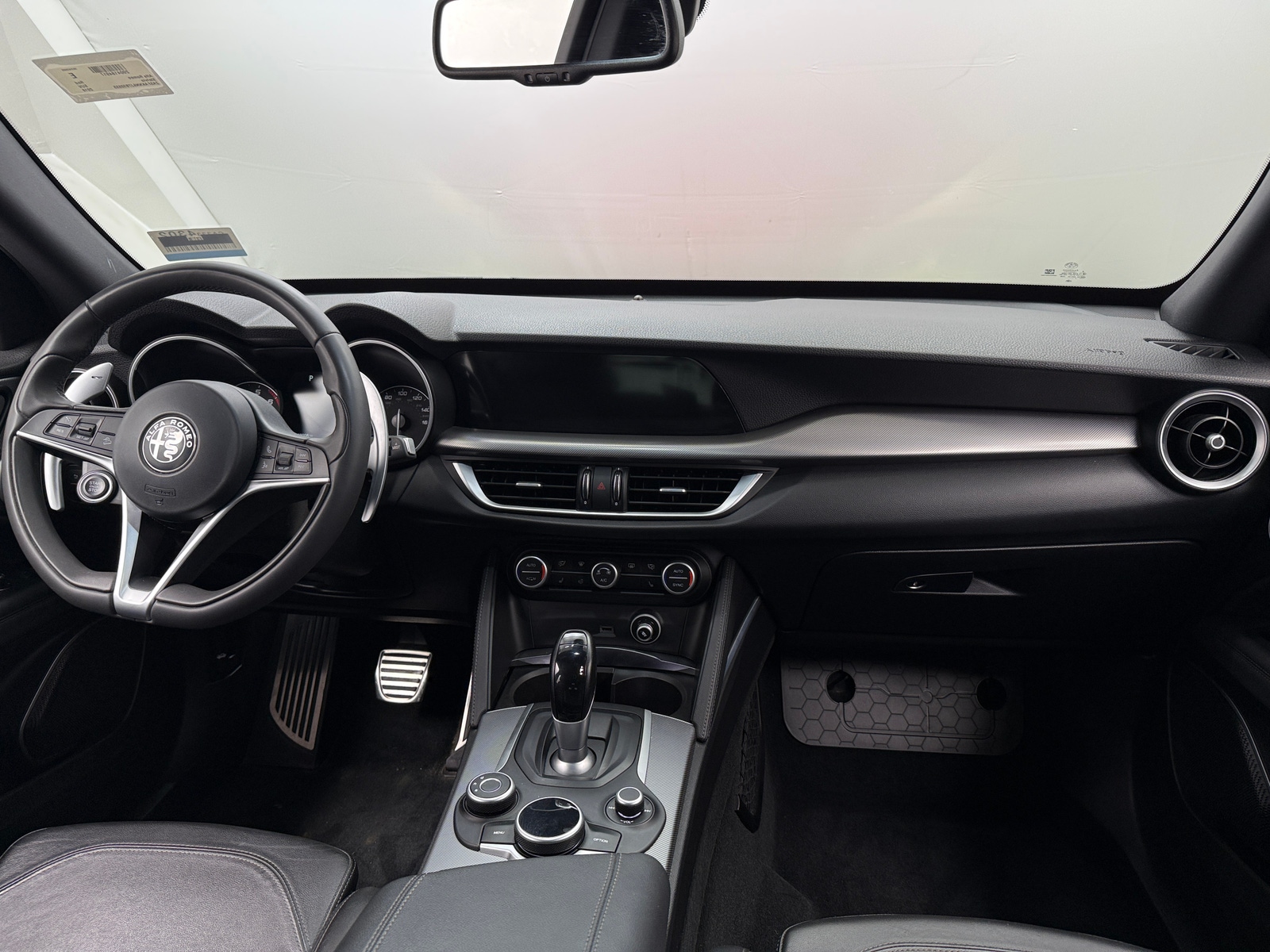 Thumbnail: 2018 Alfa Romeo Stelvio - 2