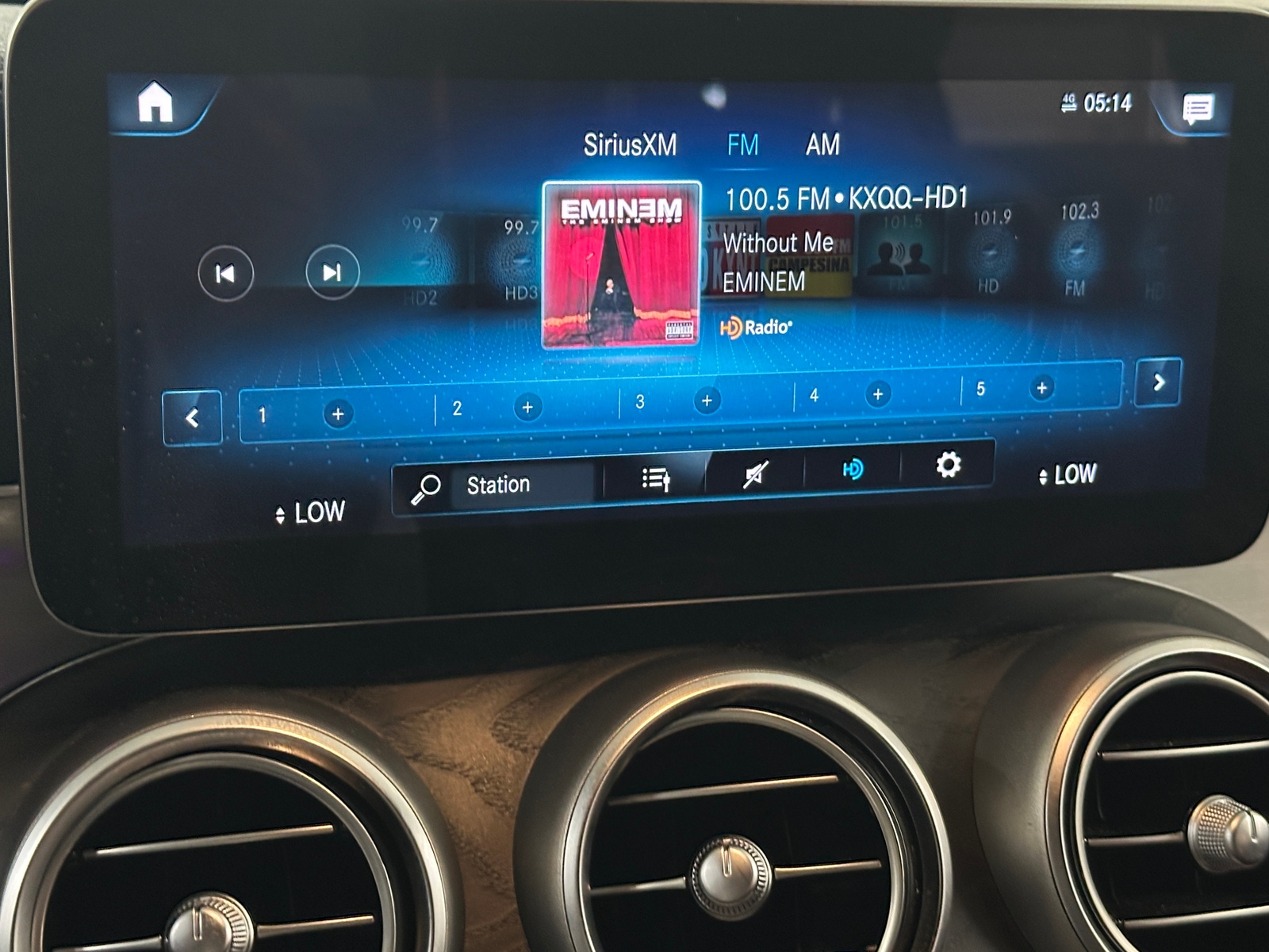 Thumbnail: 2022 Mercedes-Benz GLC - 3