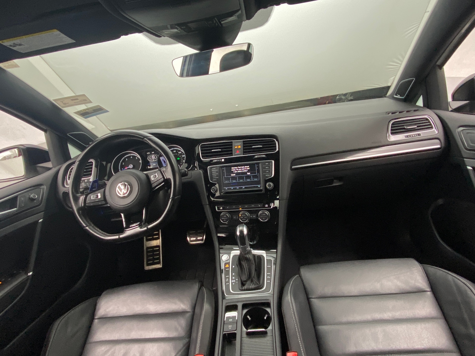 Thumbnail: 2017 Volkswagen Golf - 2