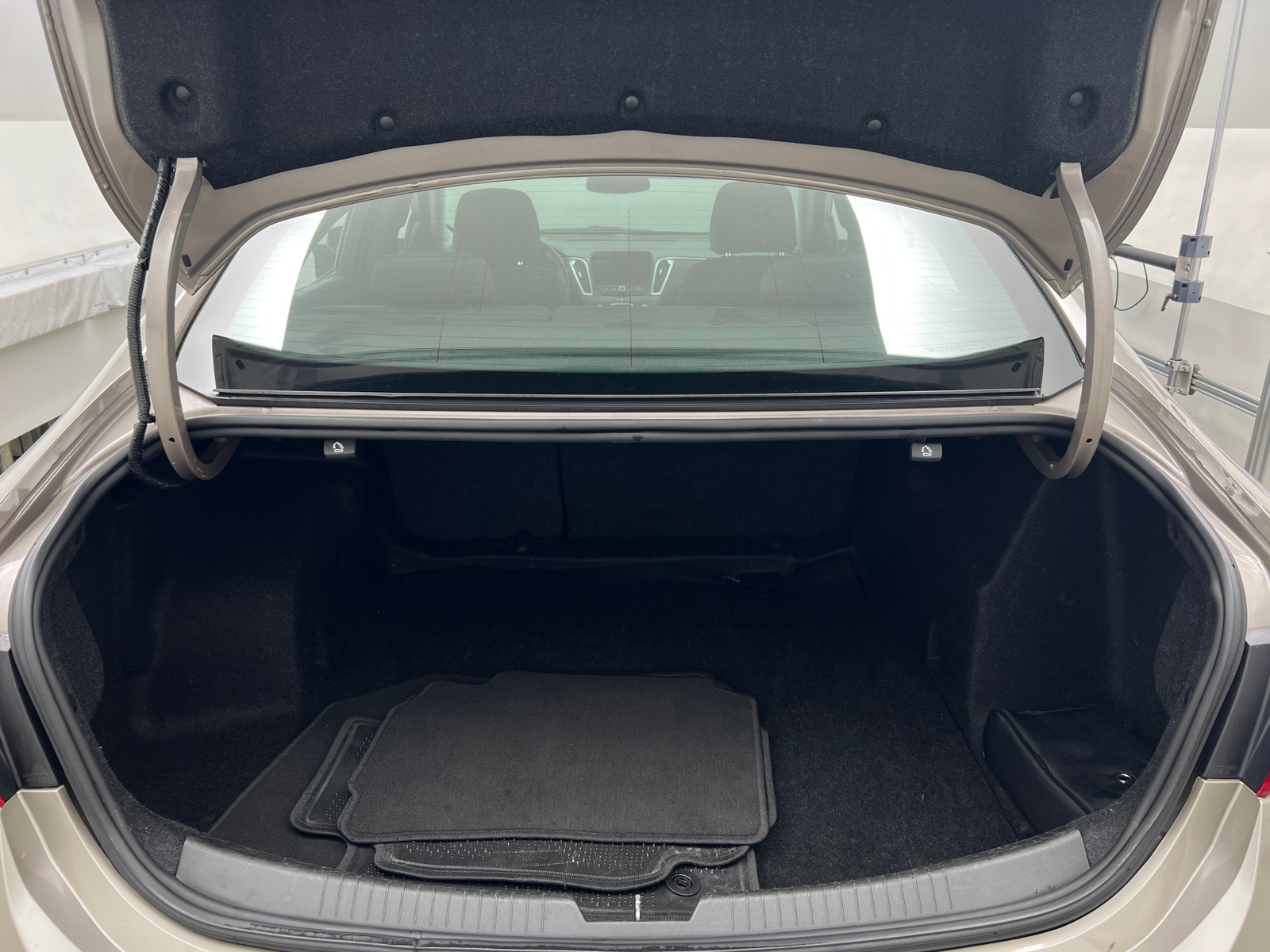 Thumbnail: 2024 Chevrolet Malibu - 7