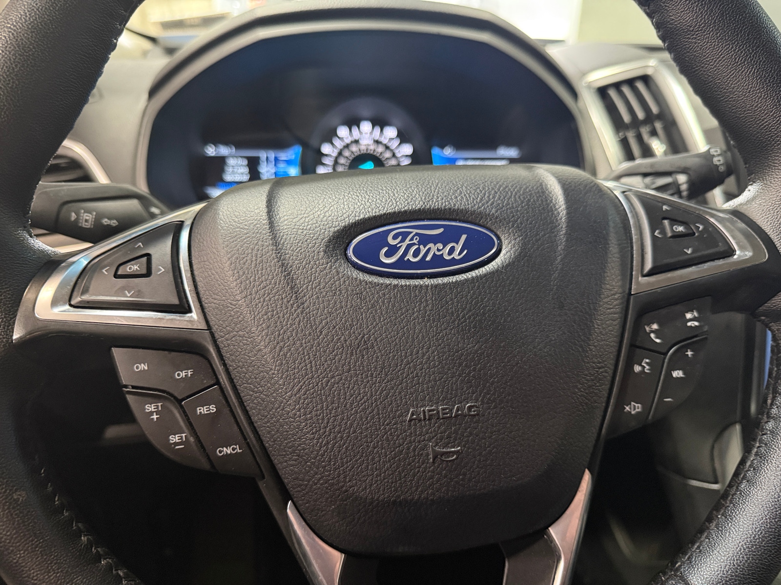 Thumbnail: 2024 Ford Edge - 4