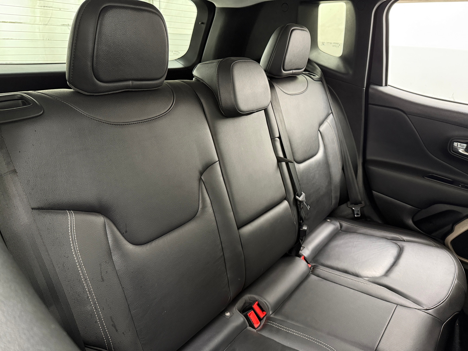 Thumbnail: 2017 Jeep Renegade - 5