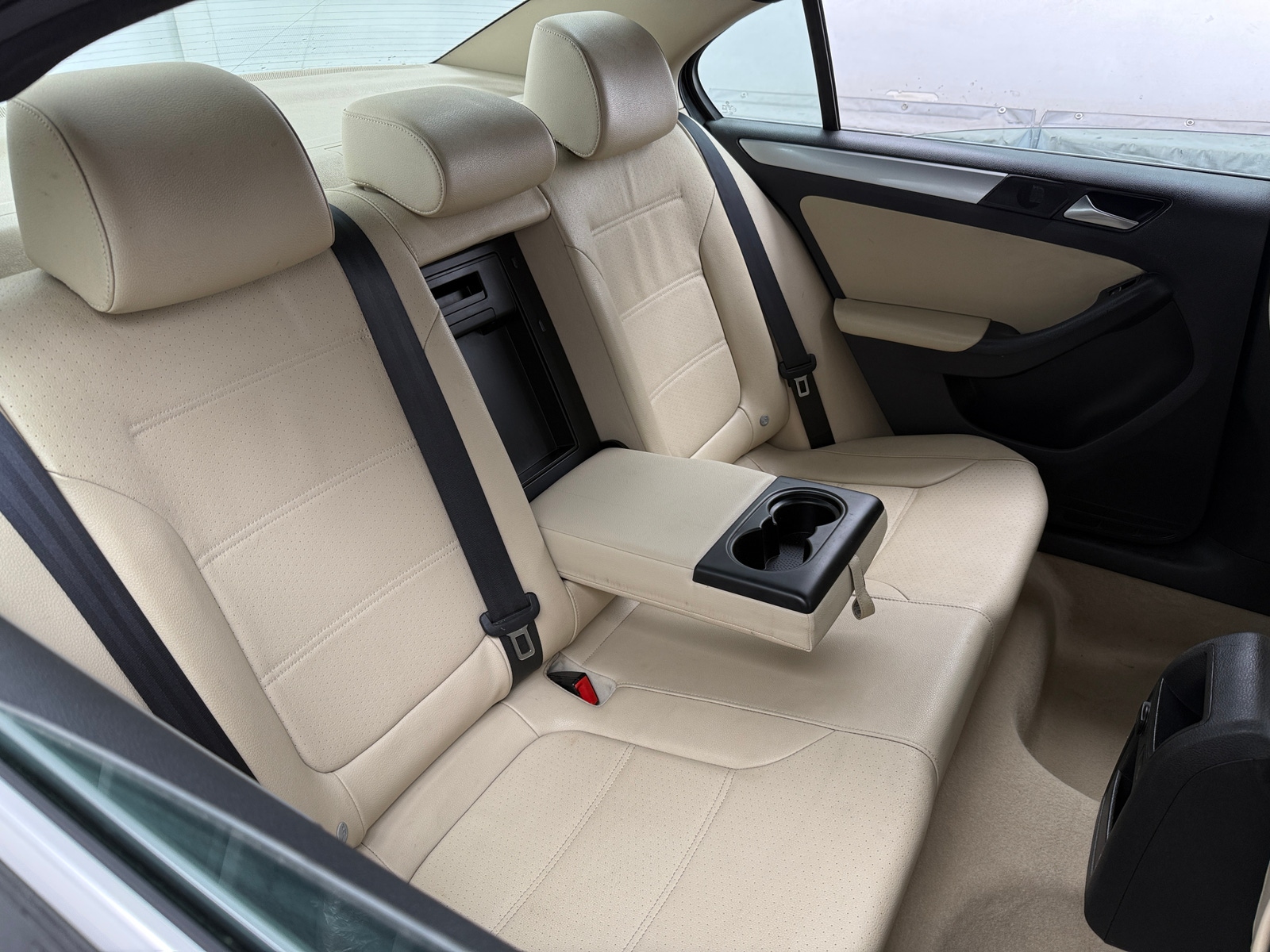 Thumbnail: 2014 Volkswagen Jetta - 6