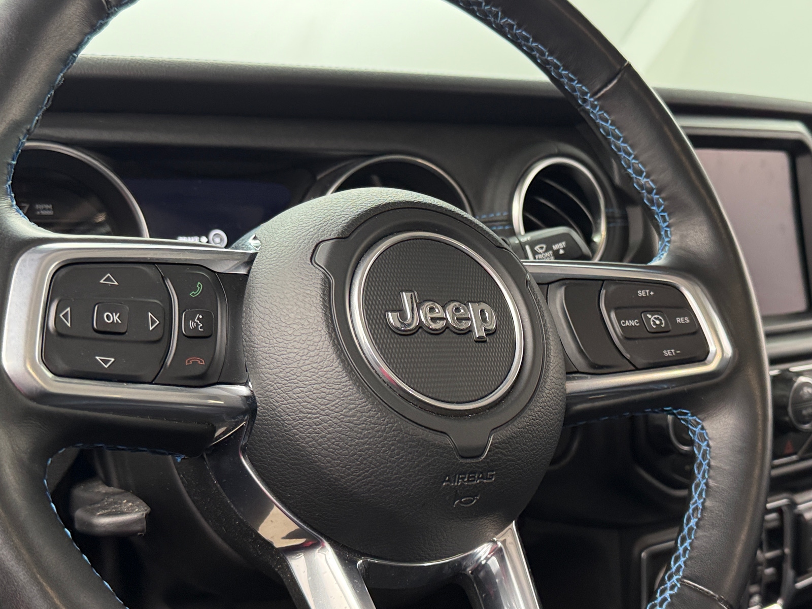 Thumbnail: 2022 Jeep Wrangler - 4