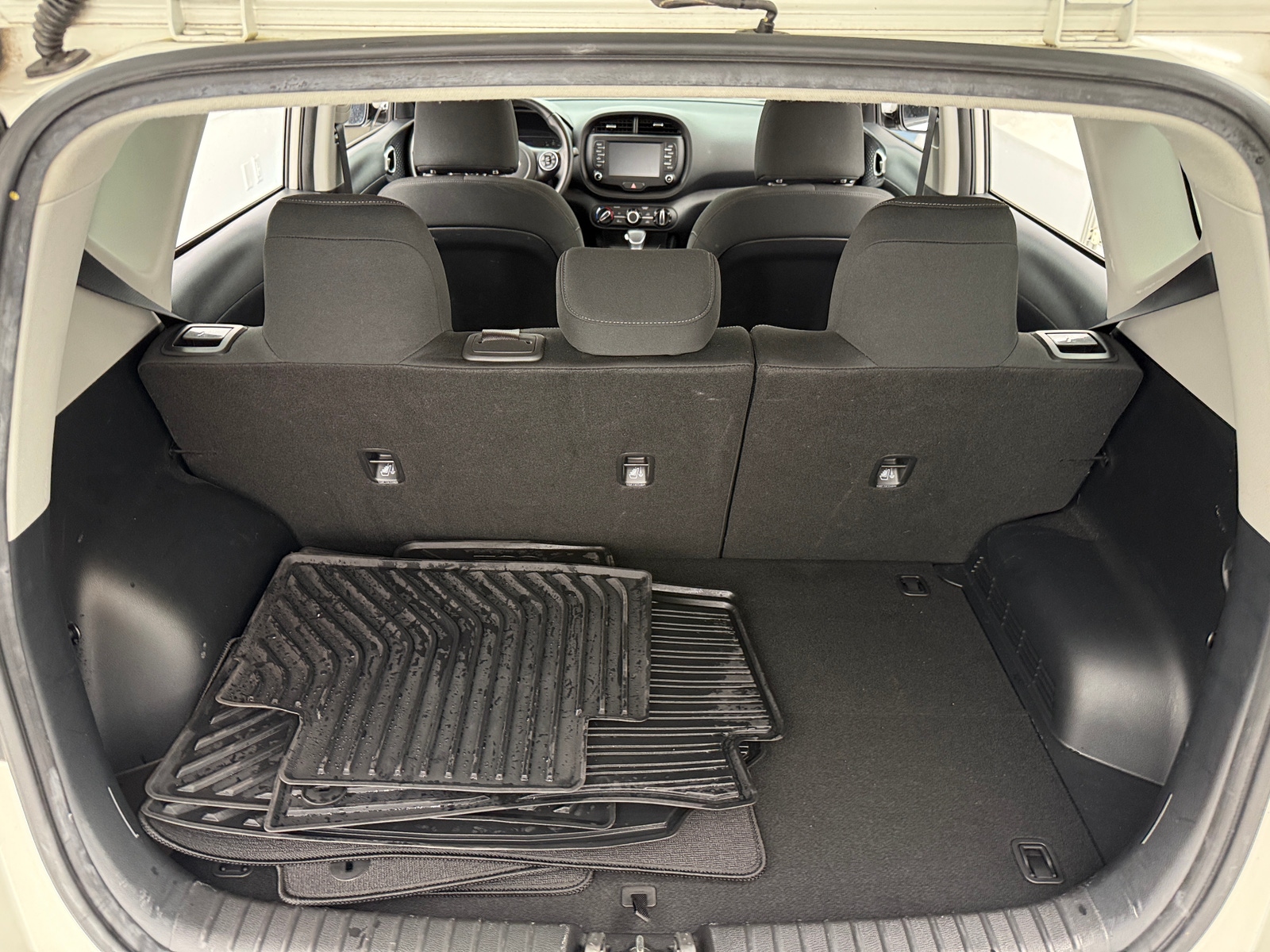 Thumbnail: 2020 Kia Soul - 7