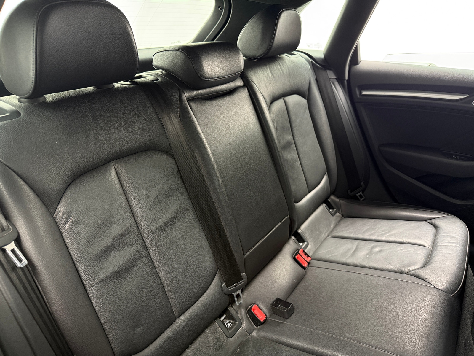 Thumbnail: 2017 Audi A3 e-tron - 5