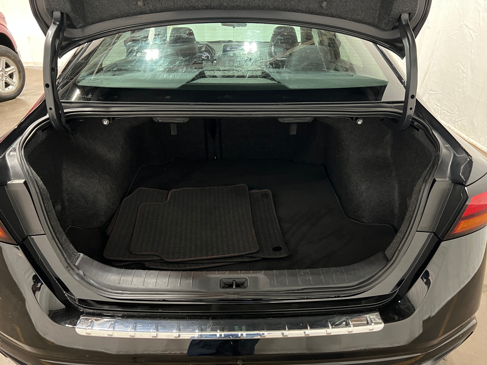 Thumbnail: 2020 Nissan Altima - 7