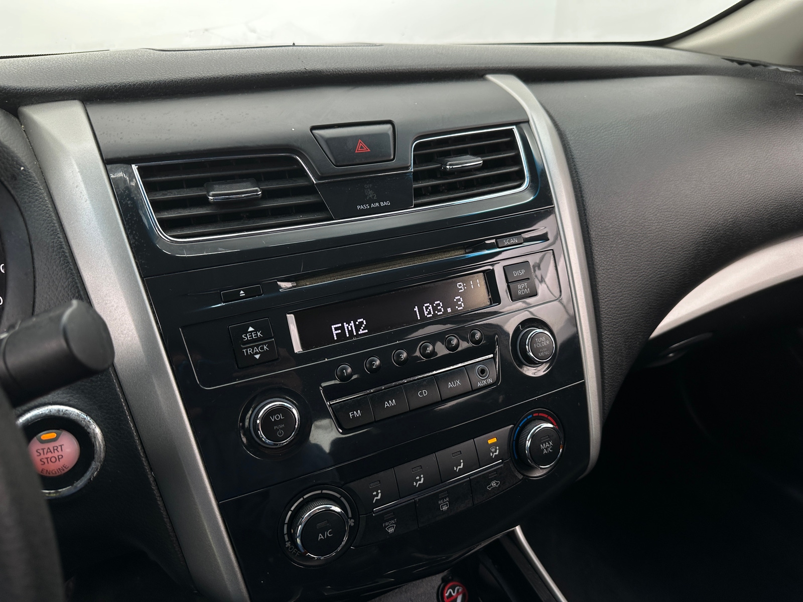 Thumbnail: 2013 Nissan Altima - 4