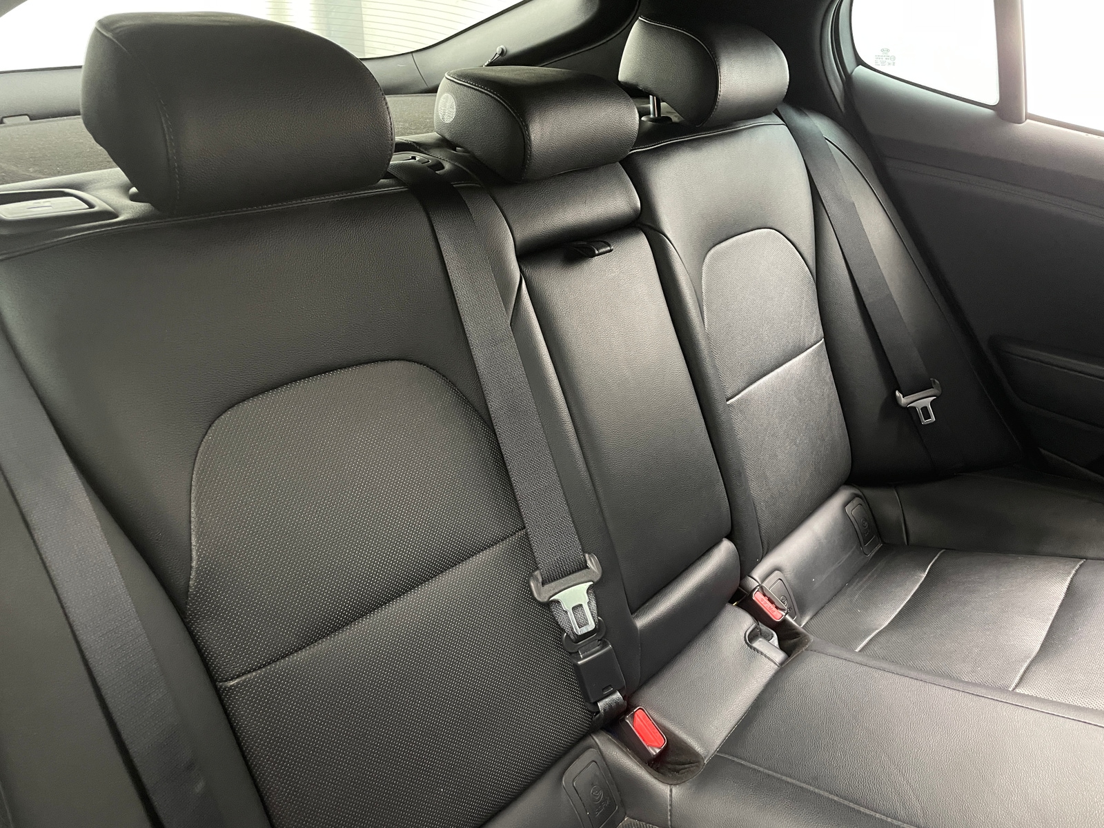 Thumbnail: 2018 Kia Stinger - 5