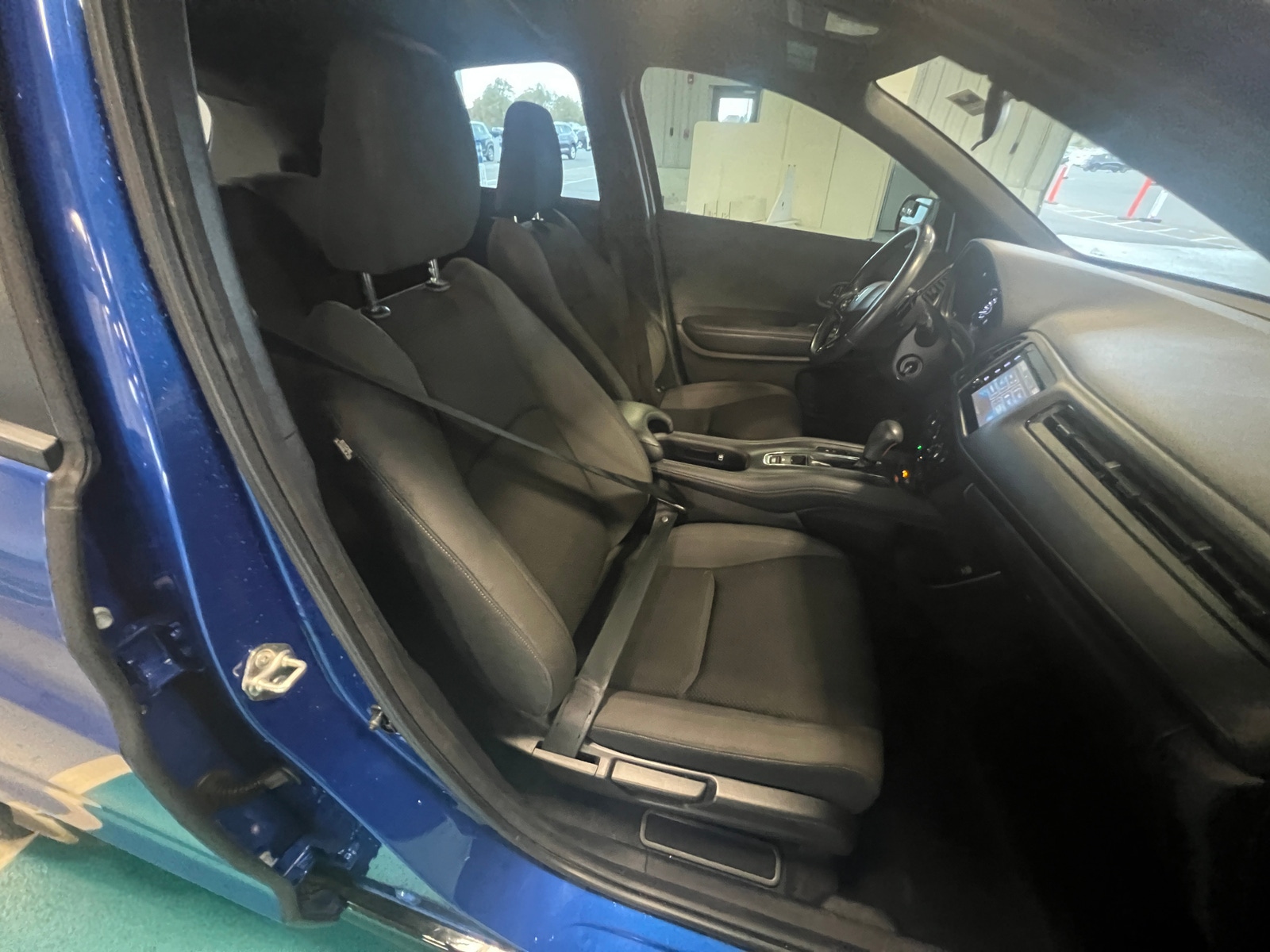 Thumbnail: 2019 Honda HR-V - 2