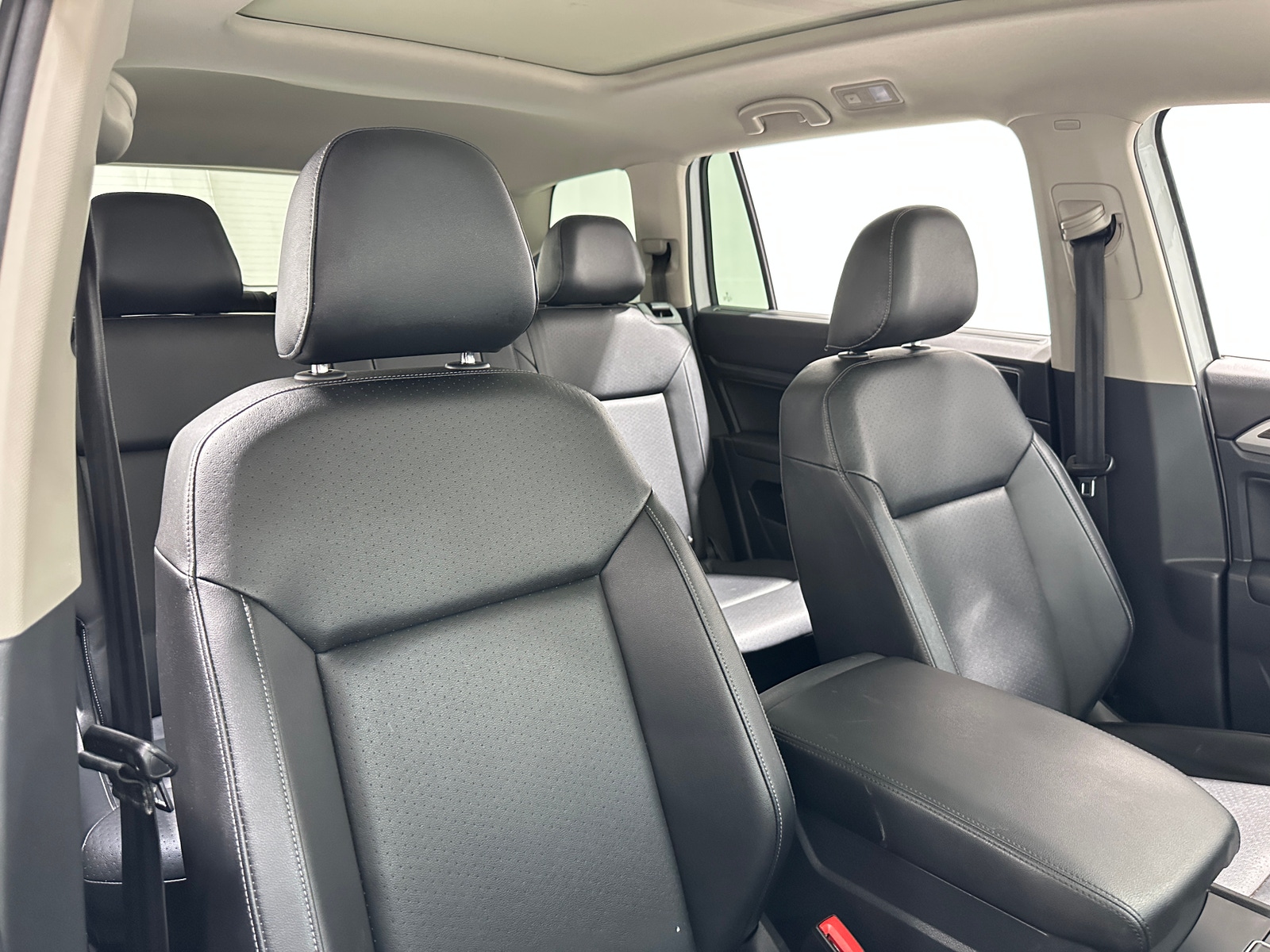 Thumbnail: 2019 Volkswagen Atlas - 2