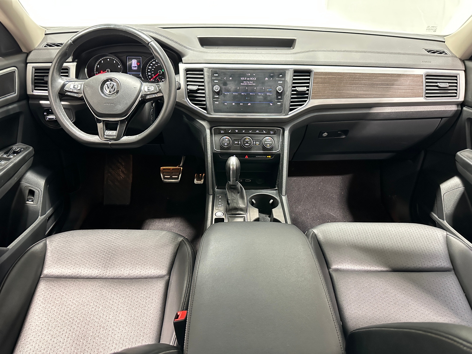 Thumbnail: 2019 Volkswagen Atlas - 3