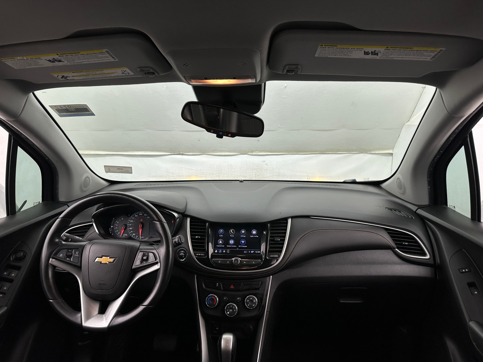 Thumbnail: 2018 Chevrolet Trax - 3