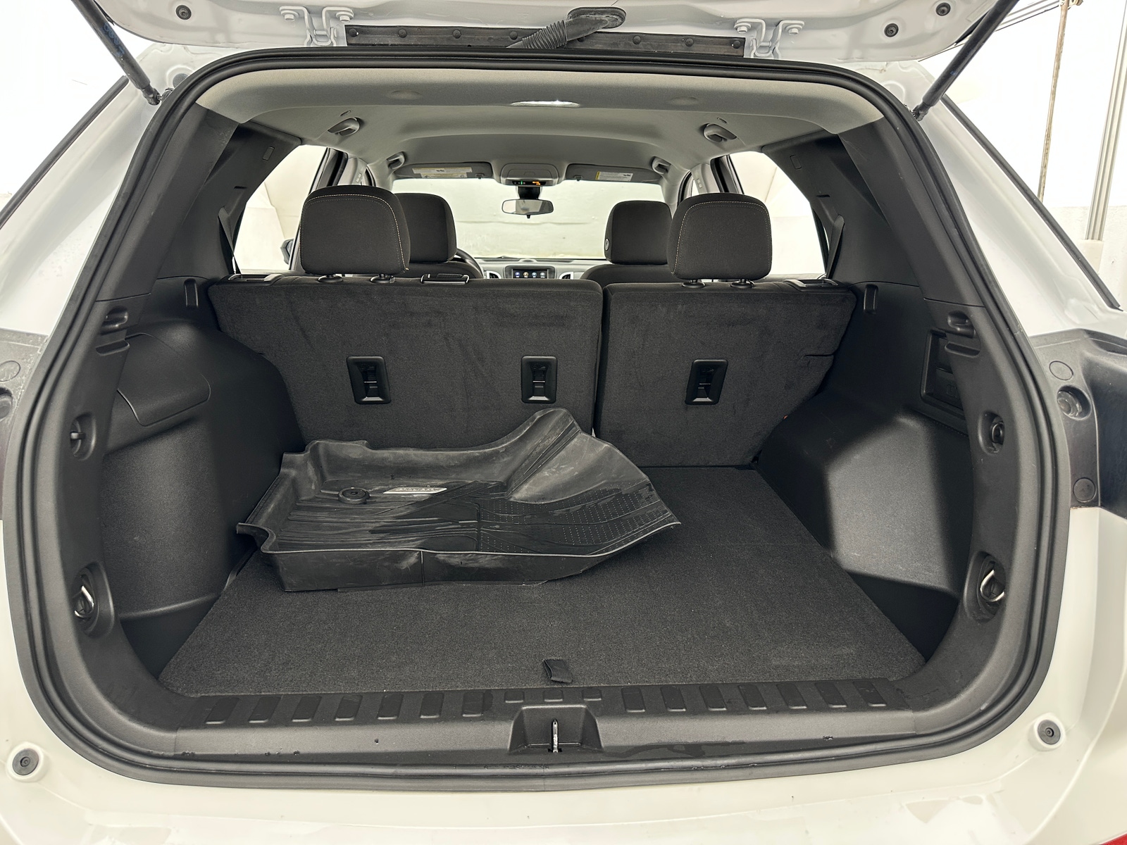 Thumbnail: 2023 Chevrolet Equinox - 7