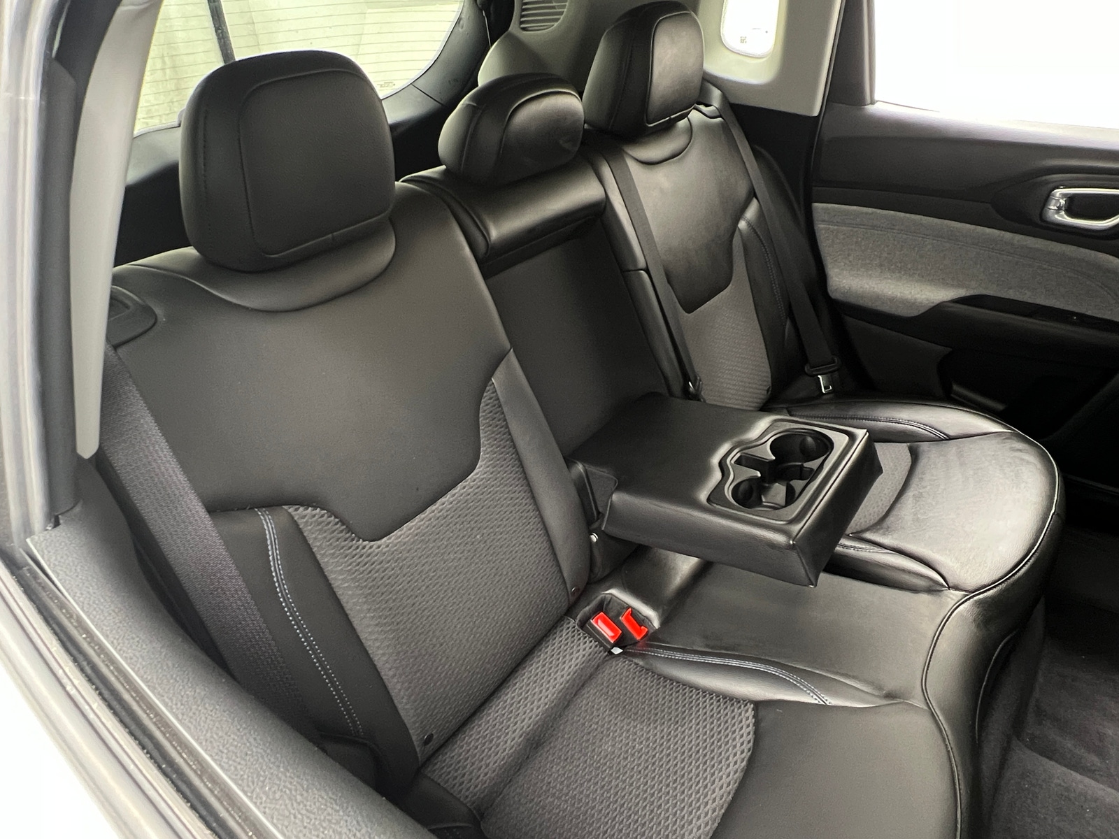 Thumbnail: 2022 Jeep Compass - 6