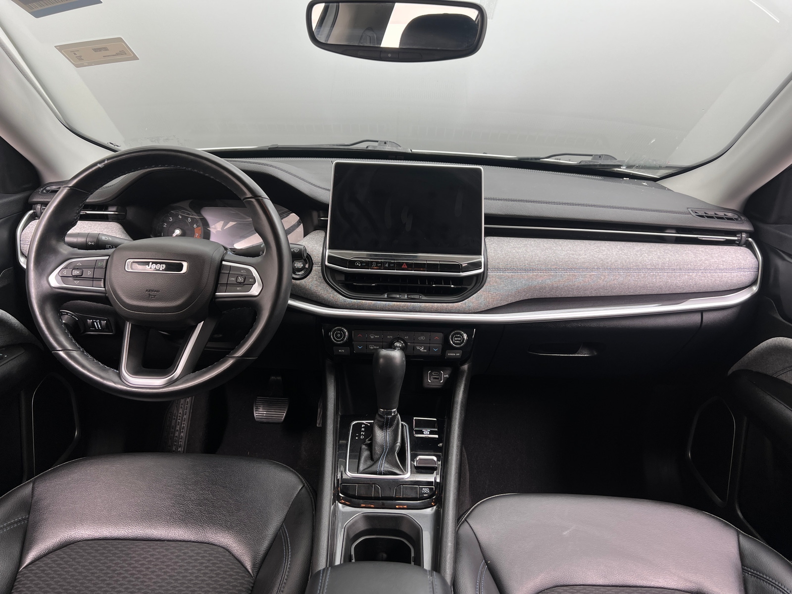 Thumbnail: 2022 Jeep Compass - 3