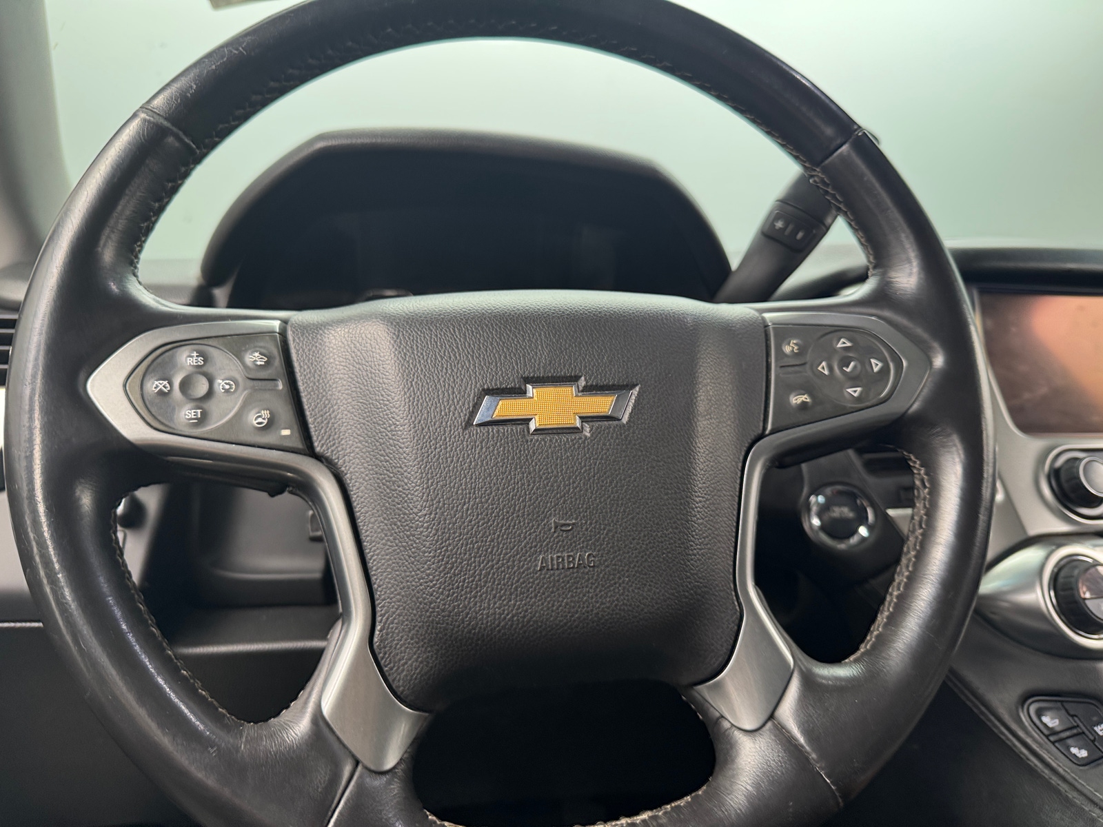 Thumbnail: 2015 Chevrolet Tahoe - 4