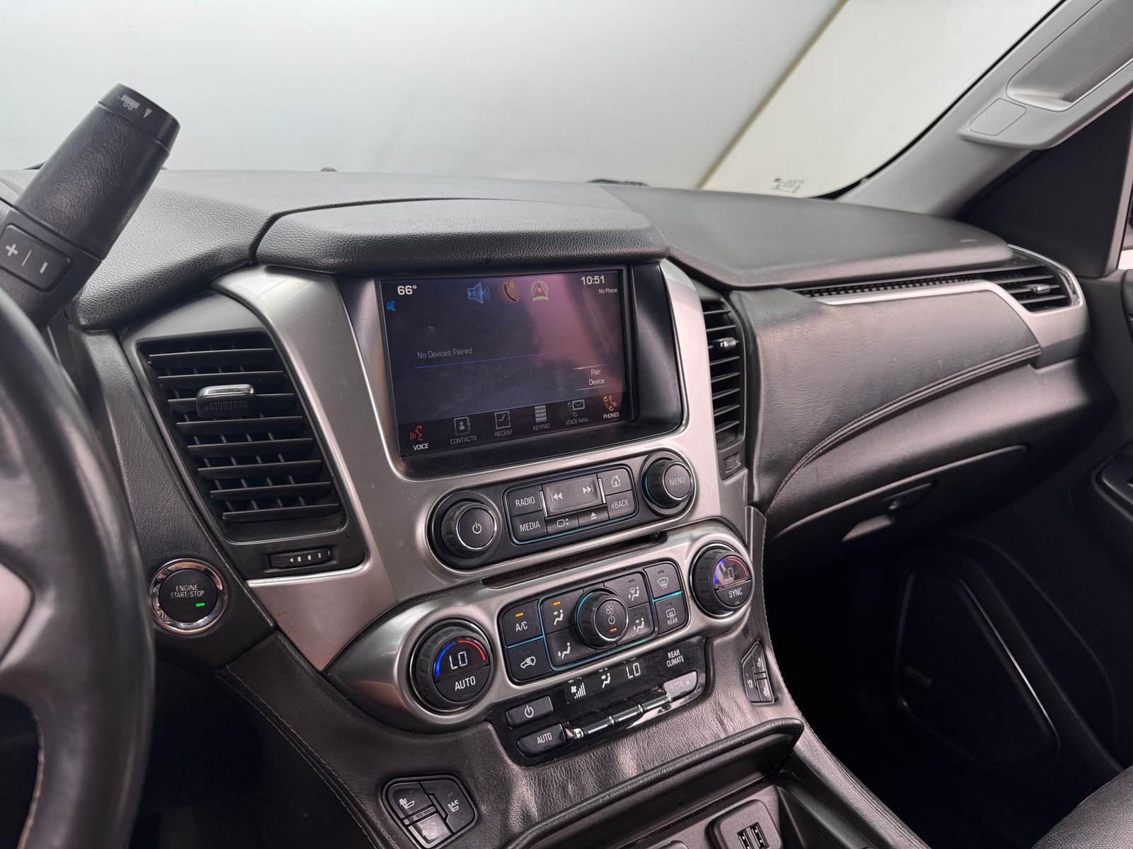 Thumbnail: 2015 Chevrolet Tahoe - 3