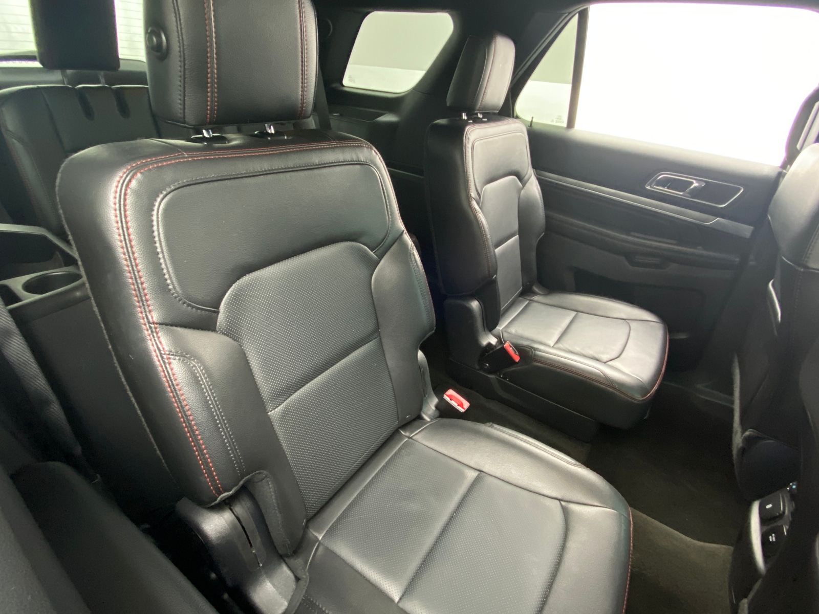 Thumbnail: 2017 Ford Explorer - 5