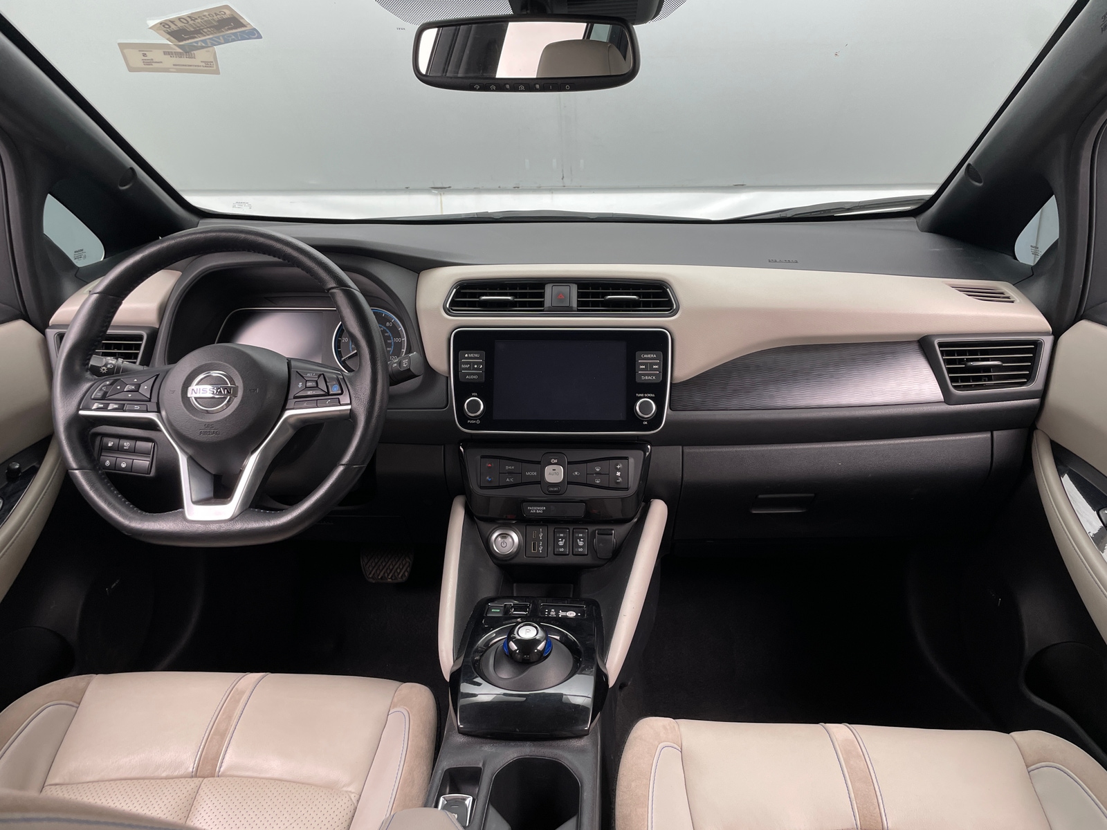 Thumbnail: 2022 Nissan Leaf - 2