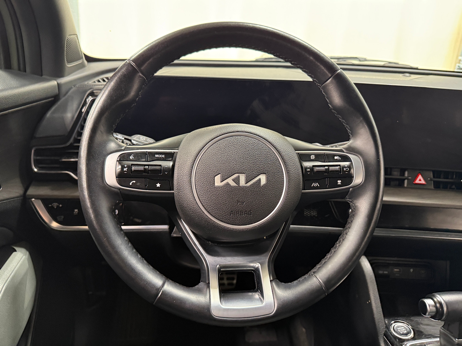 Thumbnail: 2023 Kia Sportage - 4