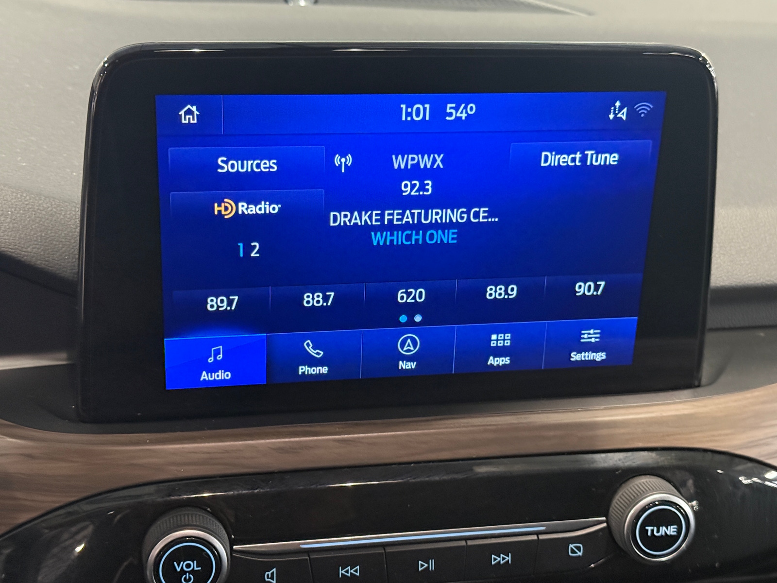 Thumbnail: 2020 Ford Escape - 3