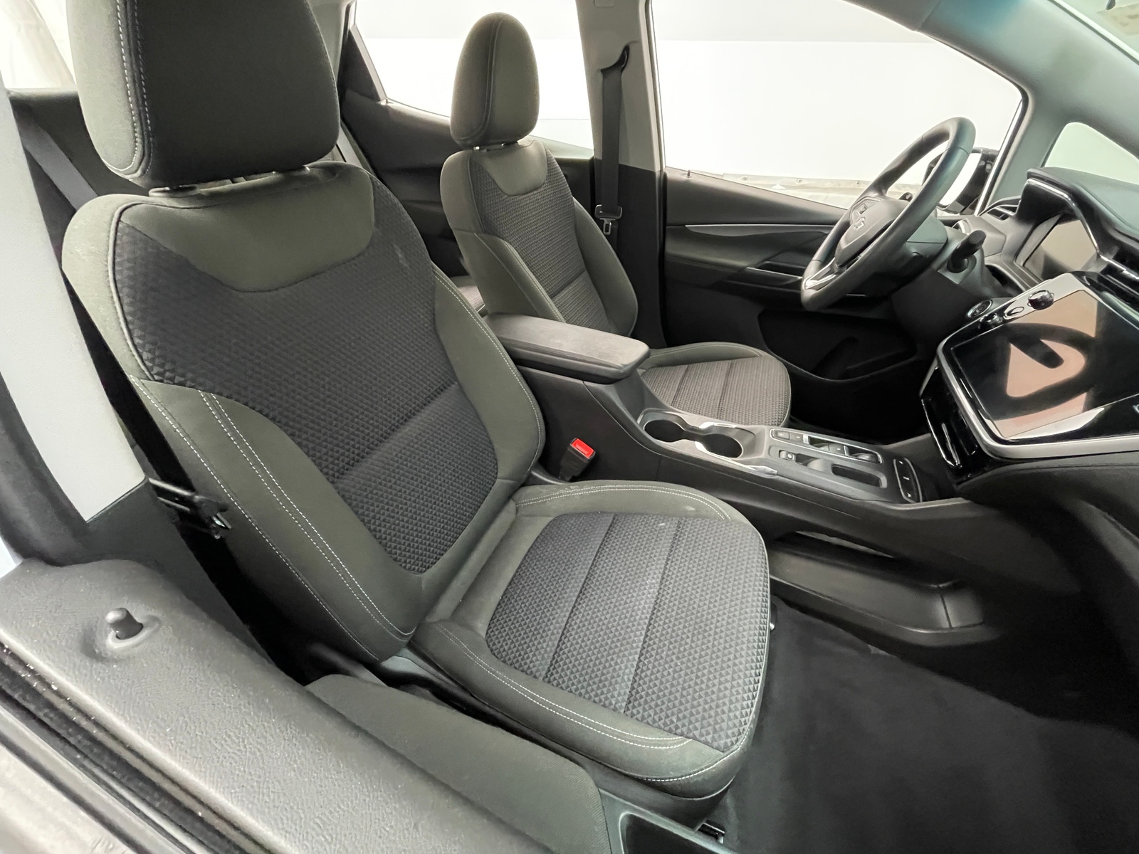 Thumbnail: 2023 Chevrolet Bolt EV - 2