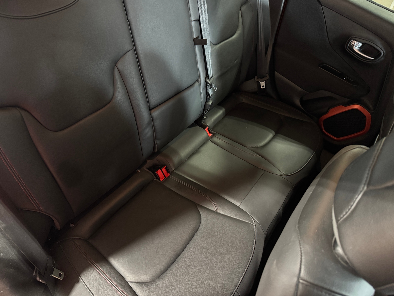 Thumbnail: 2015 Jeep Renegade - 5