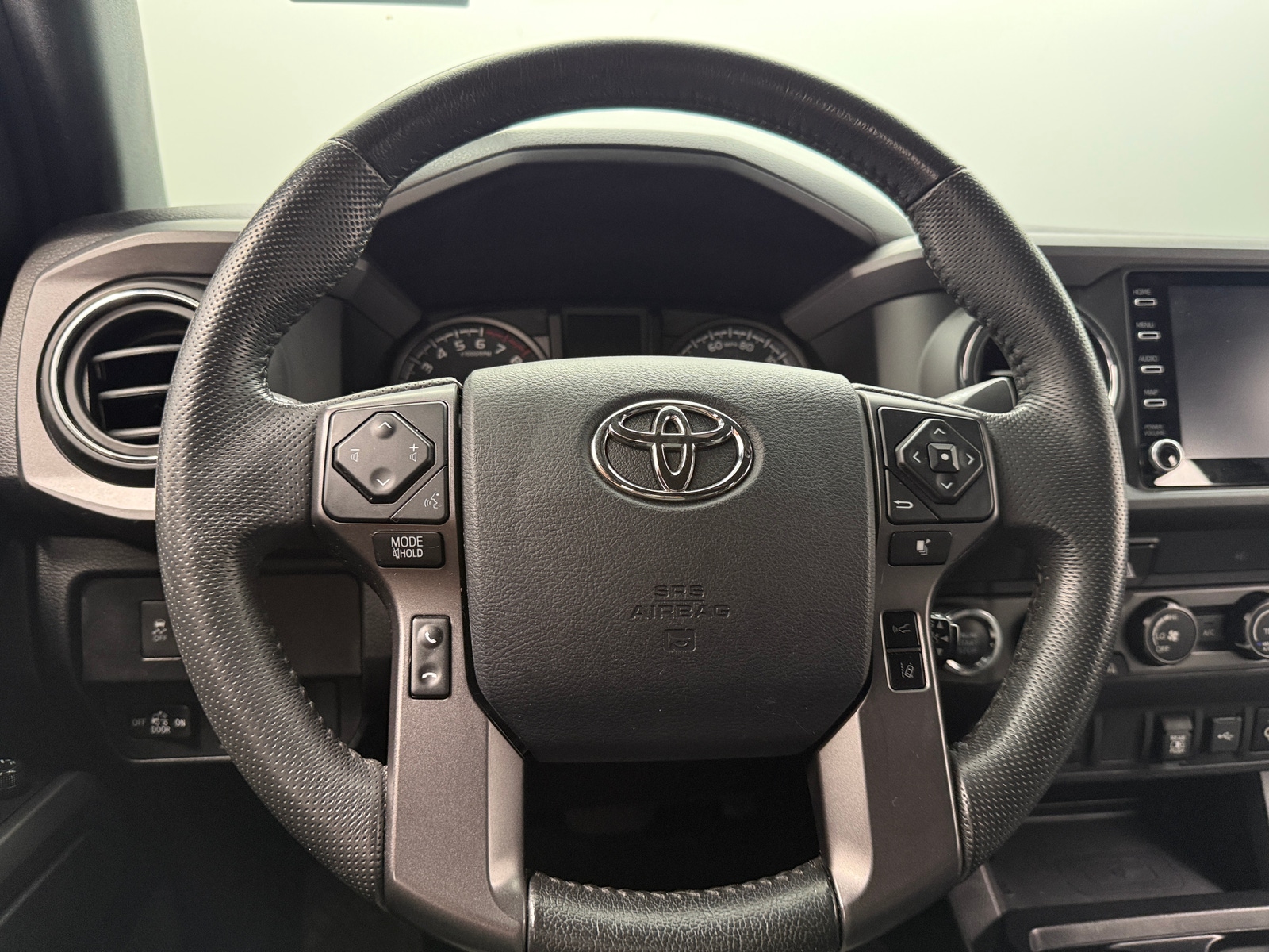 Thumbnail: 2020 Toyota Tacoma - 5