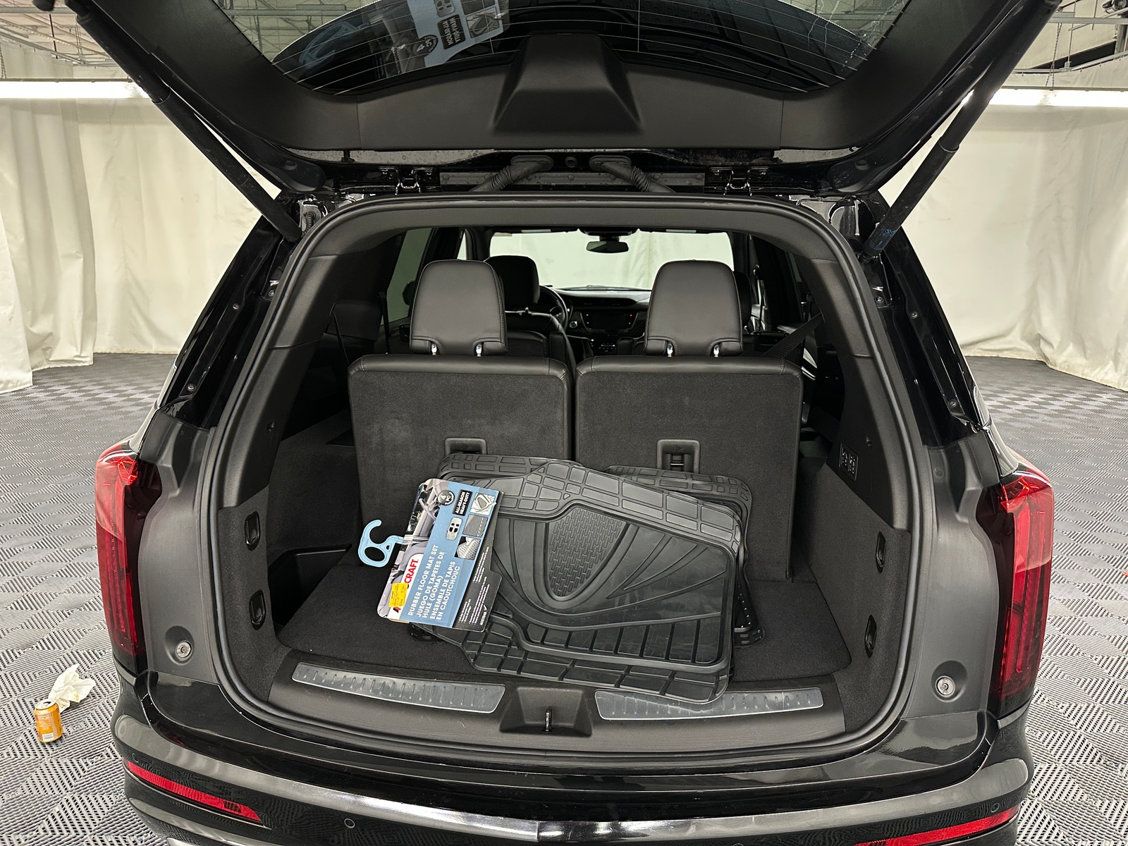 Thumbnail: 2025 Cadillac XT6 - 6