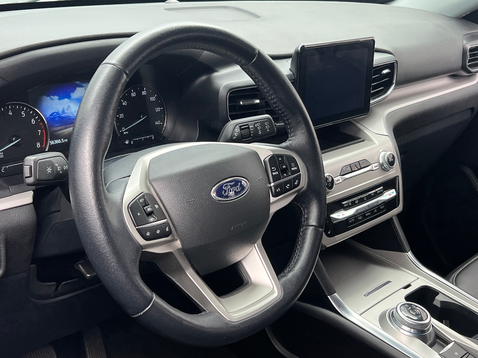 Thumbnail: 2023 Ford Explorer - 4