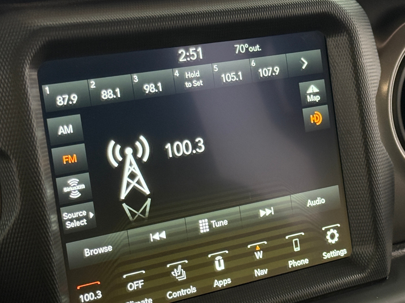 Thumbnail: 2021 Jeep Gladiator - 3