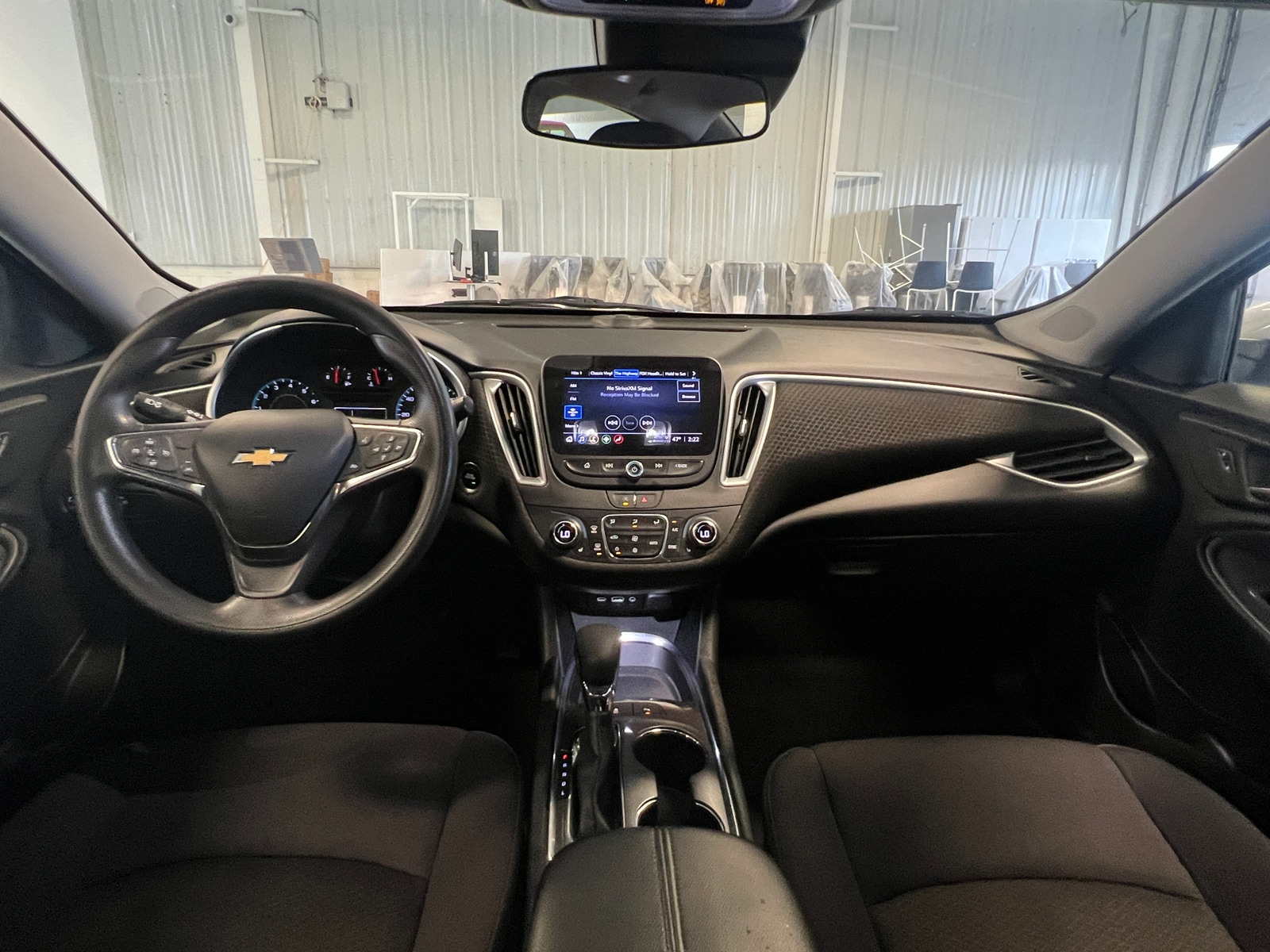 Thumbnail: 2023 Chevrolet Malibu - 3