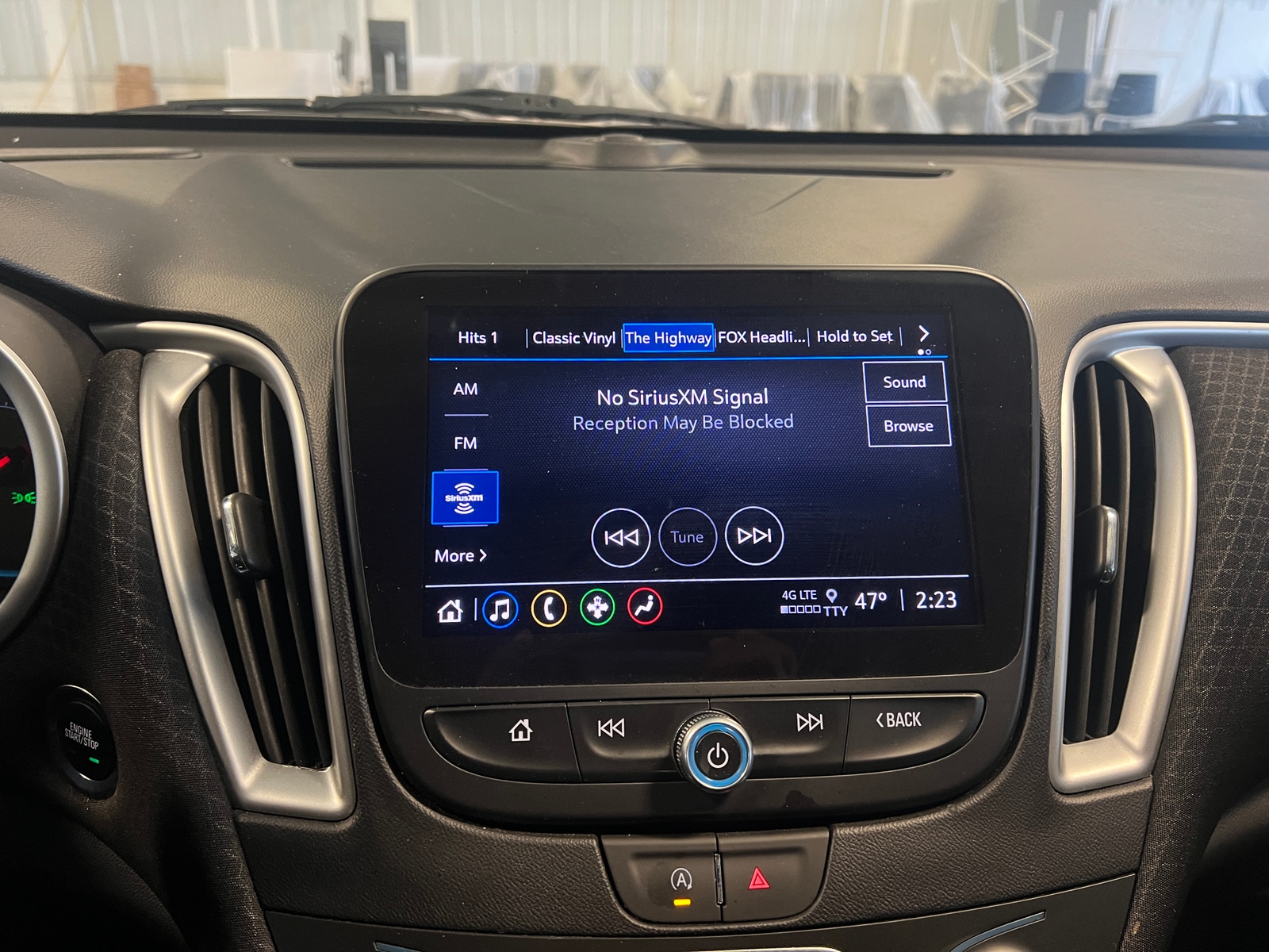 Thumbnail: 2023 Chevrolet Malibu - 4