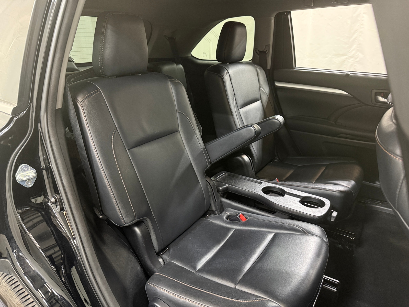 Thumbnail: 2018 Toyota Highlander - 5