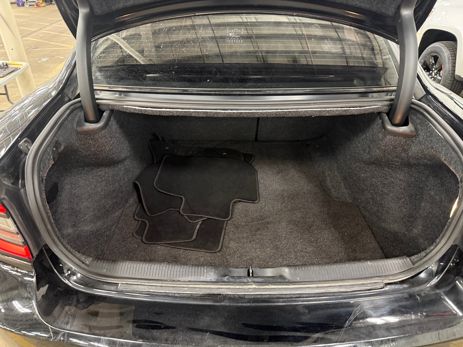 Thumbnail: 2019 Dodge Charger - 7