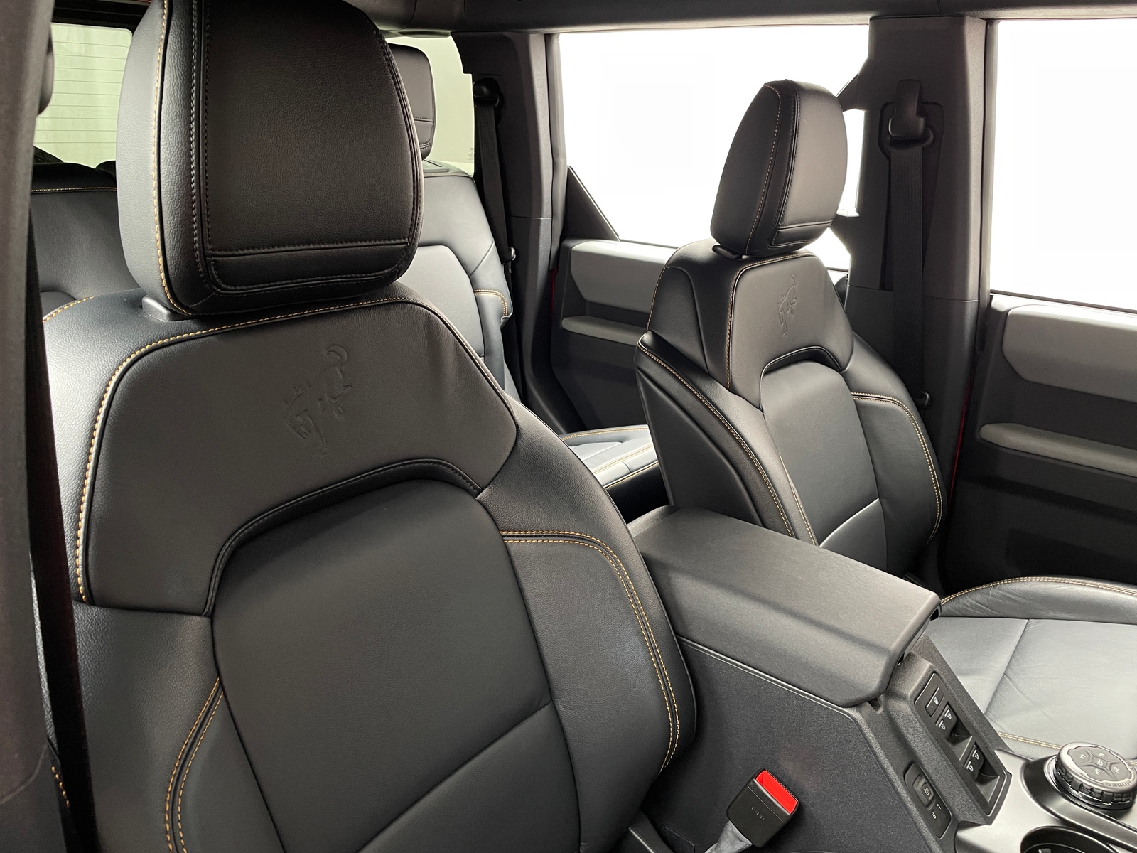 Thumbnail: 2022 Ford Bronco - 2