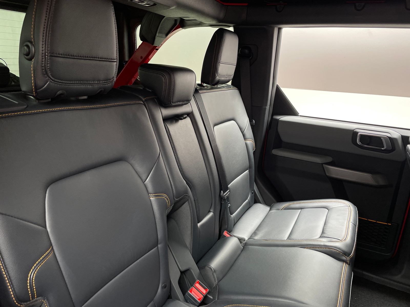 Thumbnail: 2022 Ford Bronco - 6