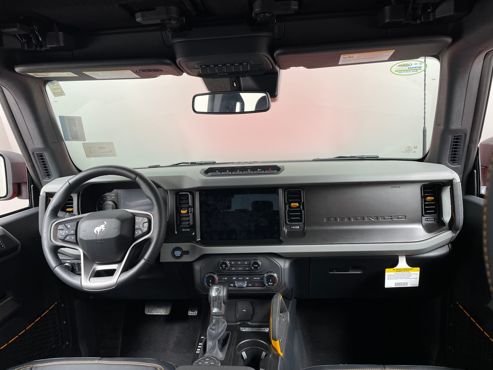 Thumbnail: 2022 Ford Bronco - 3