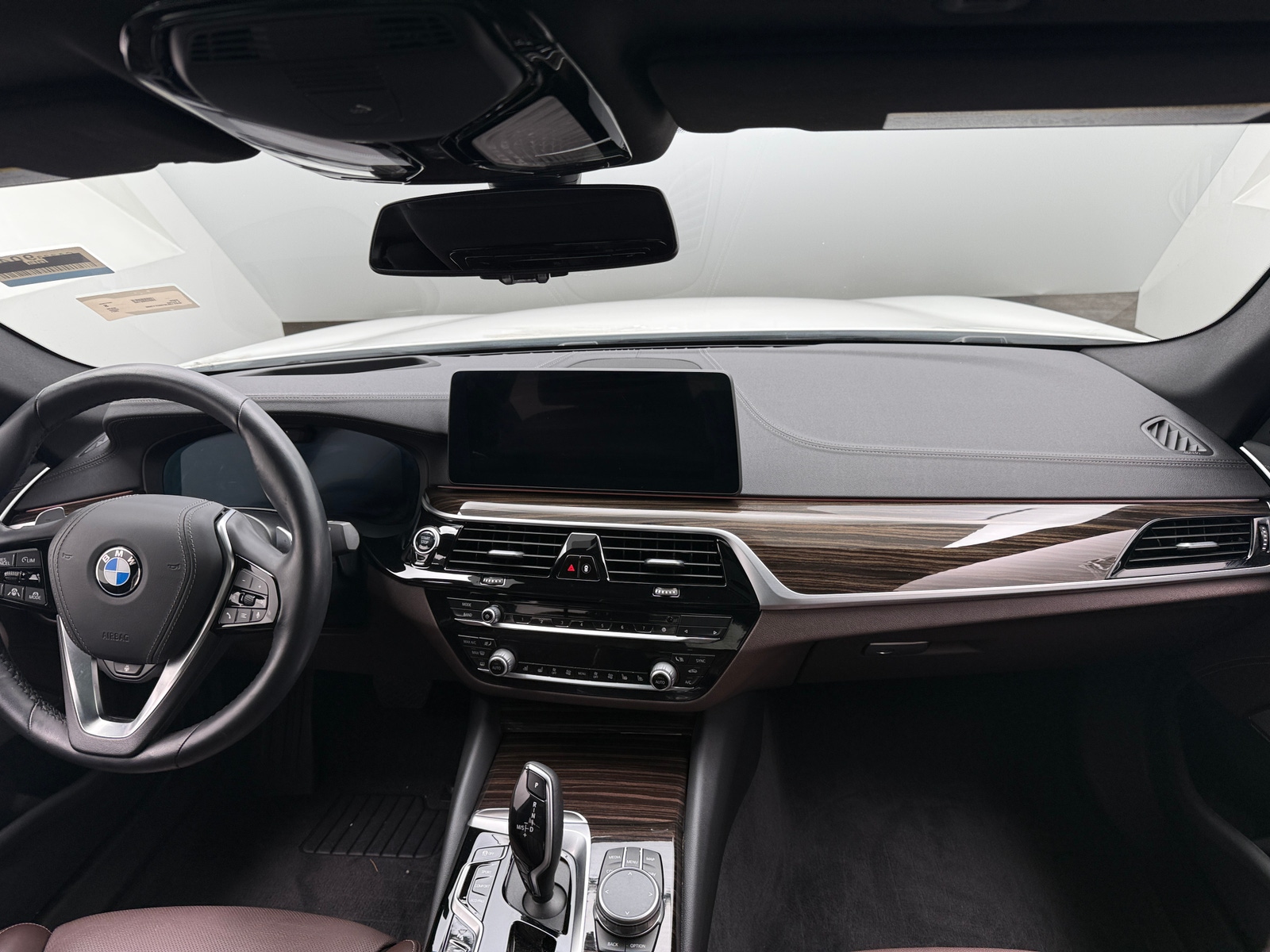 Thumbnail: 2021 BMW 5 Series - 2