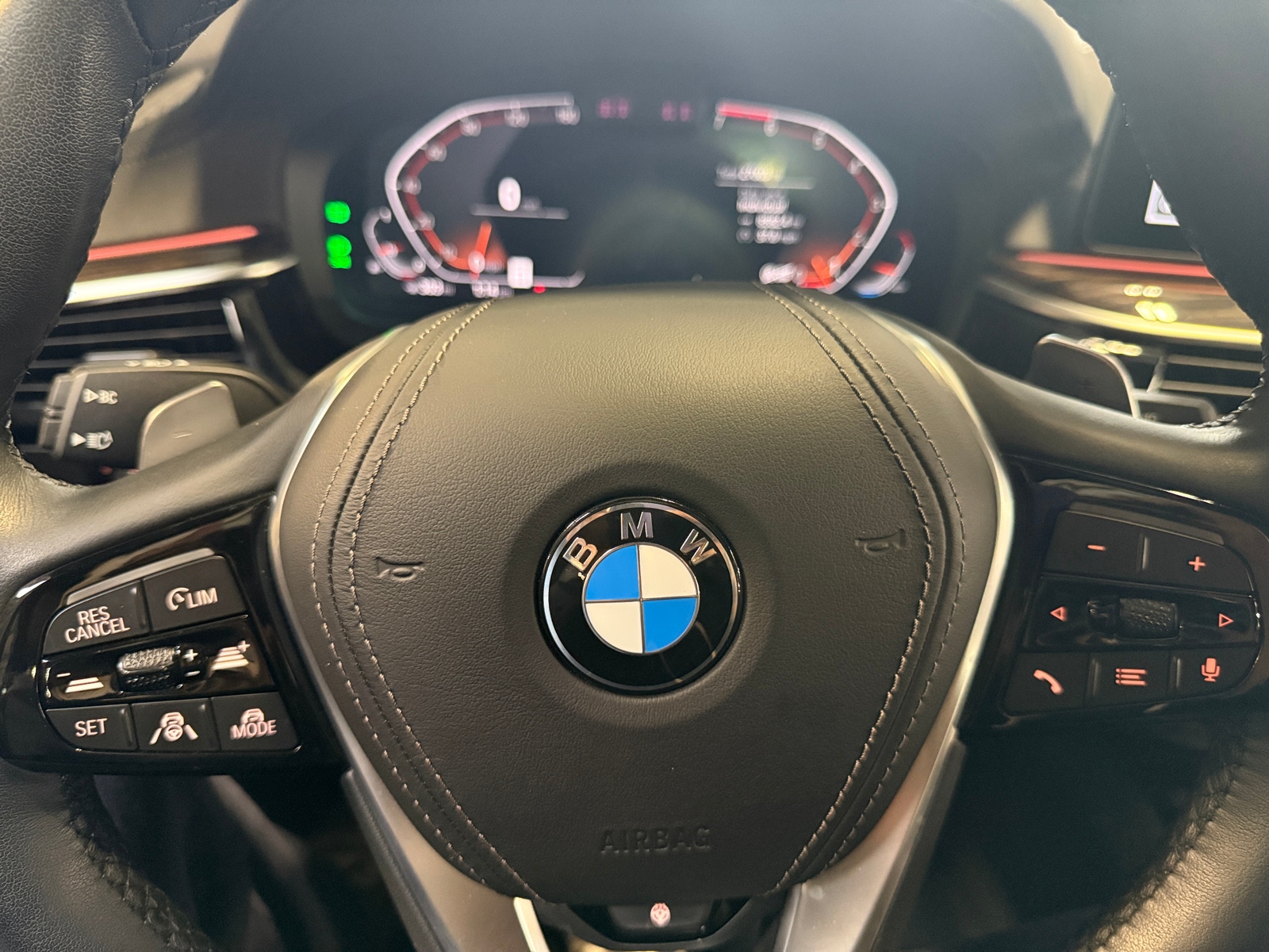 Thumbnail: 2021 BMW 5 Series - 4