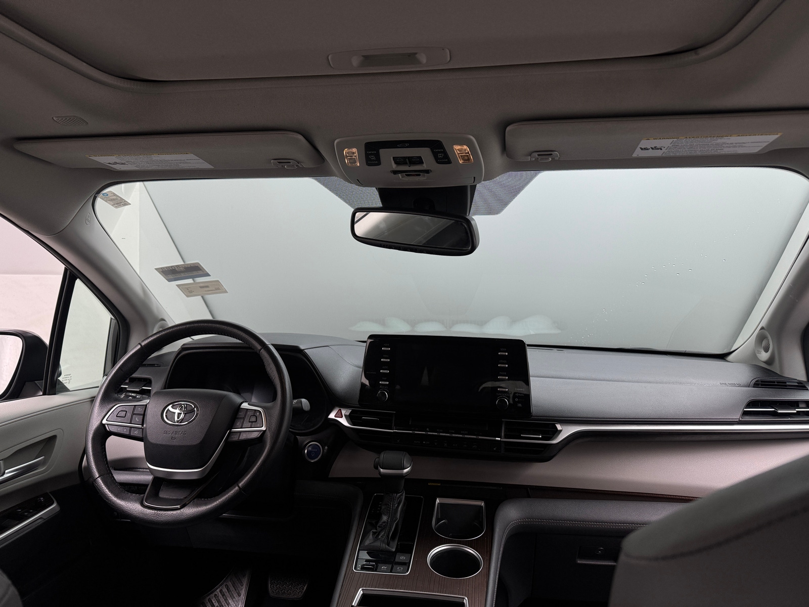 Thumbnail: 2021 Toyota Sienna - 2