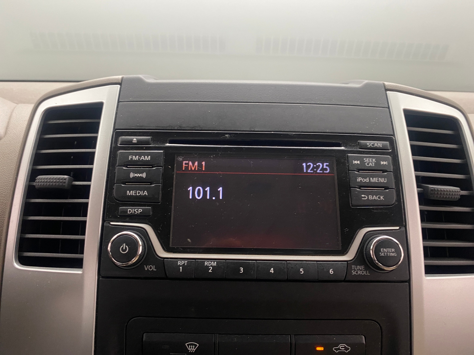 Thumbnail: 2017 Nissan Frontier - 4